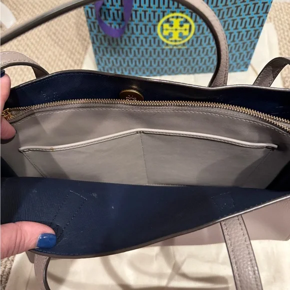 Tory Burch Walker Satchel - Picture 6 of 16